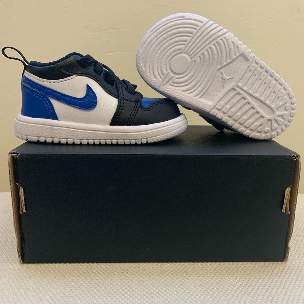 Nike/Jordan Kids' Black and White Sneakers with Blue Accents